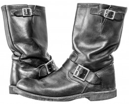 Pourquoi acheter des chaussures moto d’été pour homme ?
